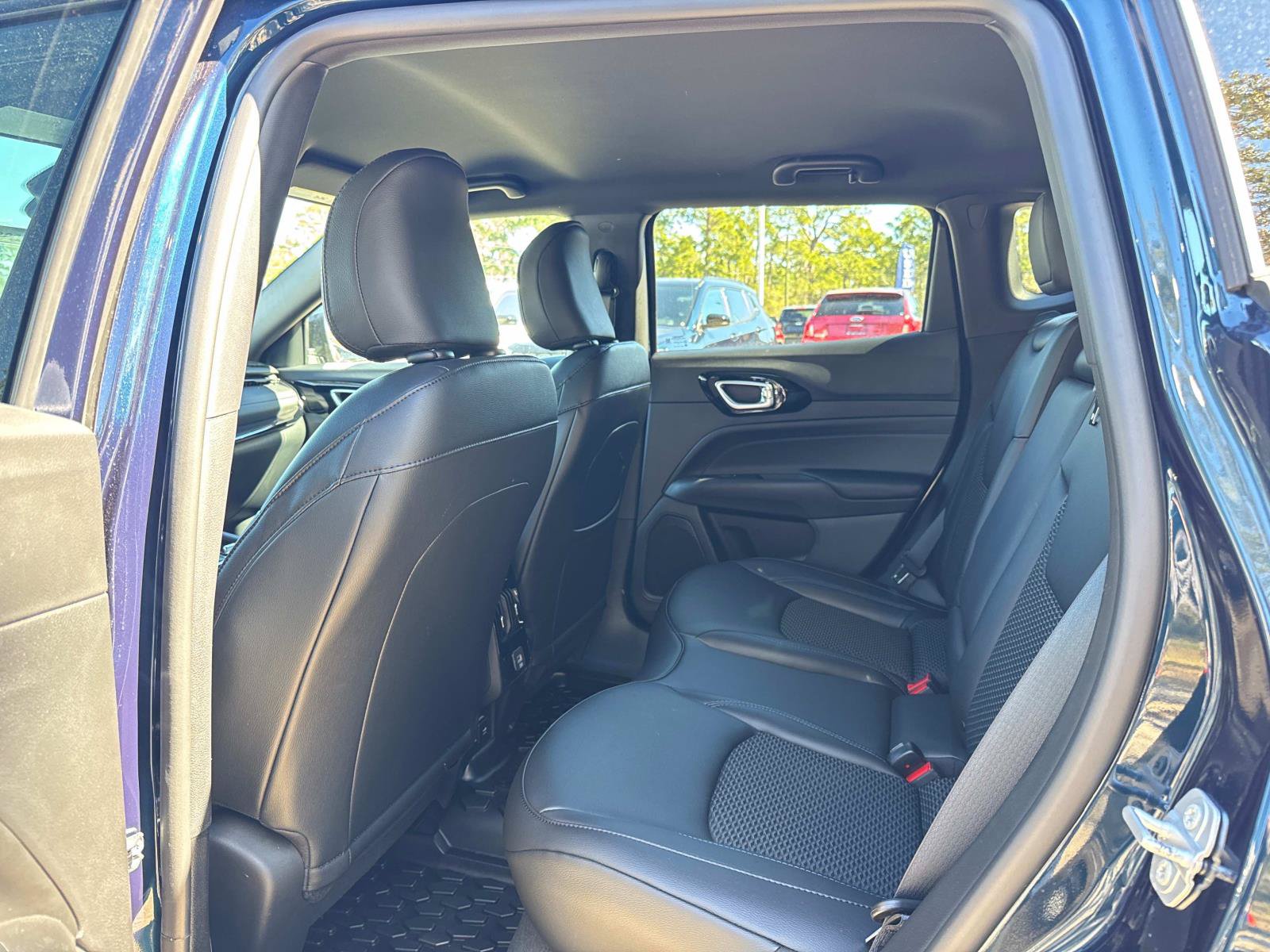New 2026 Jeep Compass Latitude AWD/4WD image 15