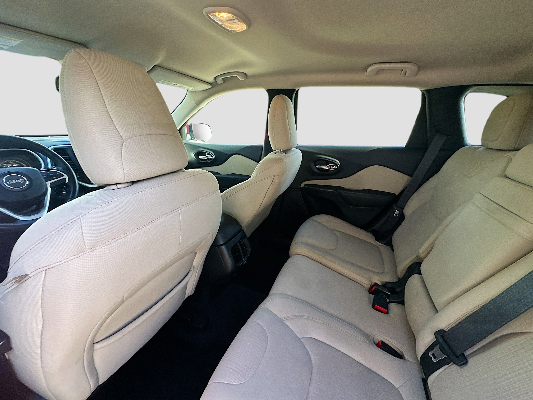 Used 2017 Jeep Cherokee Latitude image 26