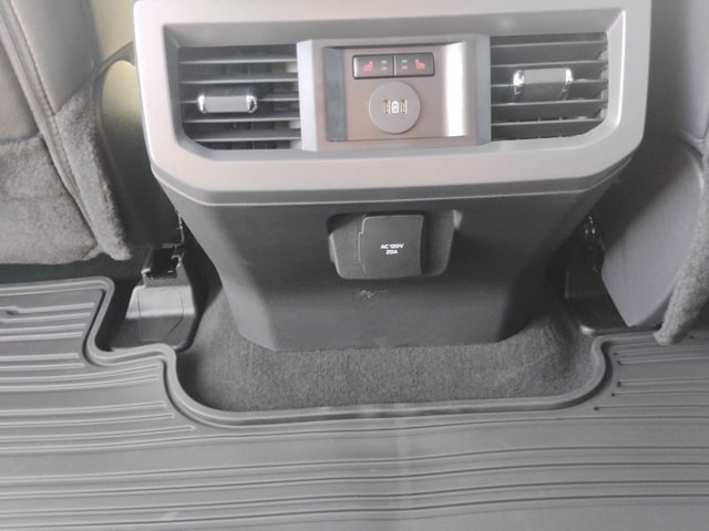 New 2025 Ford F350 Lariat w/ Lariat Ultimate Package image 14