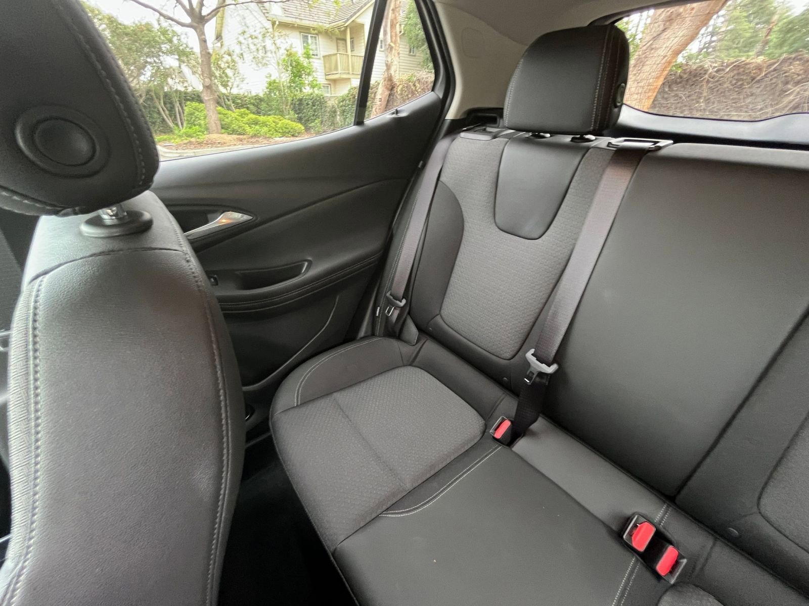 Used 2025 Buick Encore GX Preferred image 38