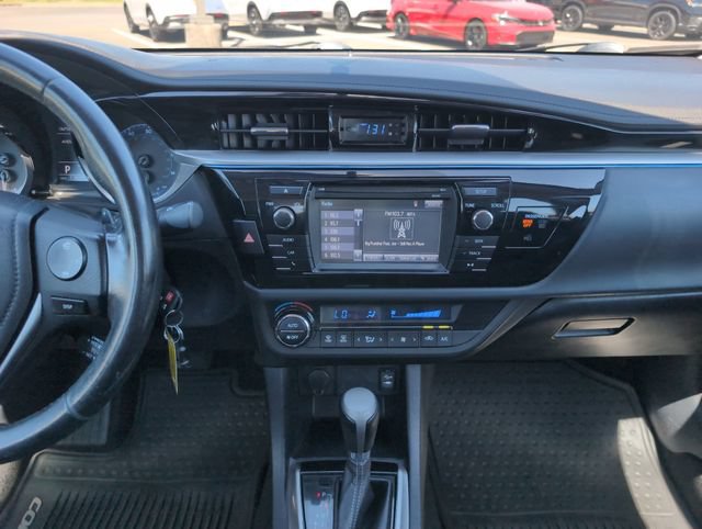 Used 2015 Toyota Corolla S FWD image 24