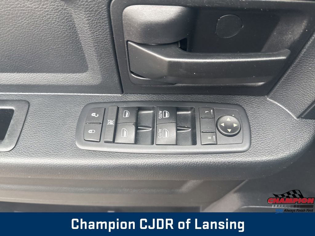 Used 2016 RAM 1500 ST w/ SXT Appearance Group image 37