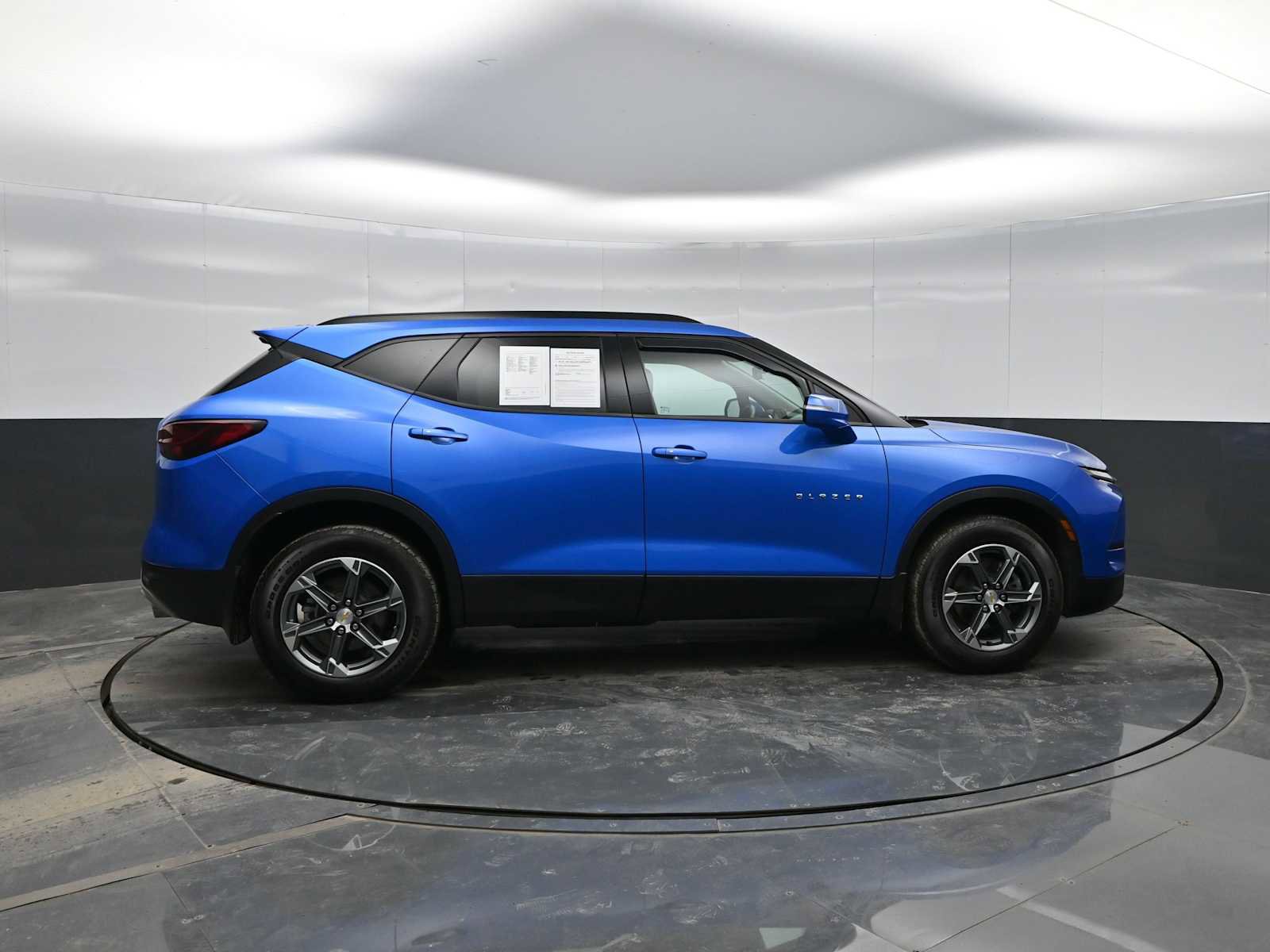 Used 2024 Chevrolet Blazer LT w/ Sound & Technology Package image 9