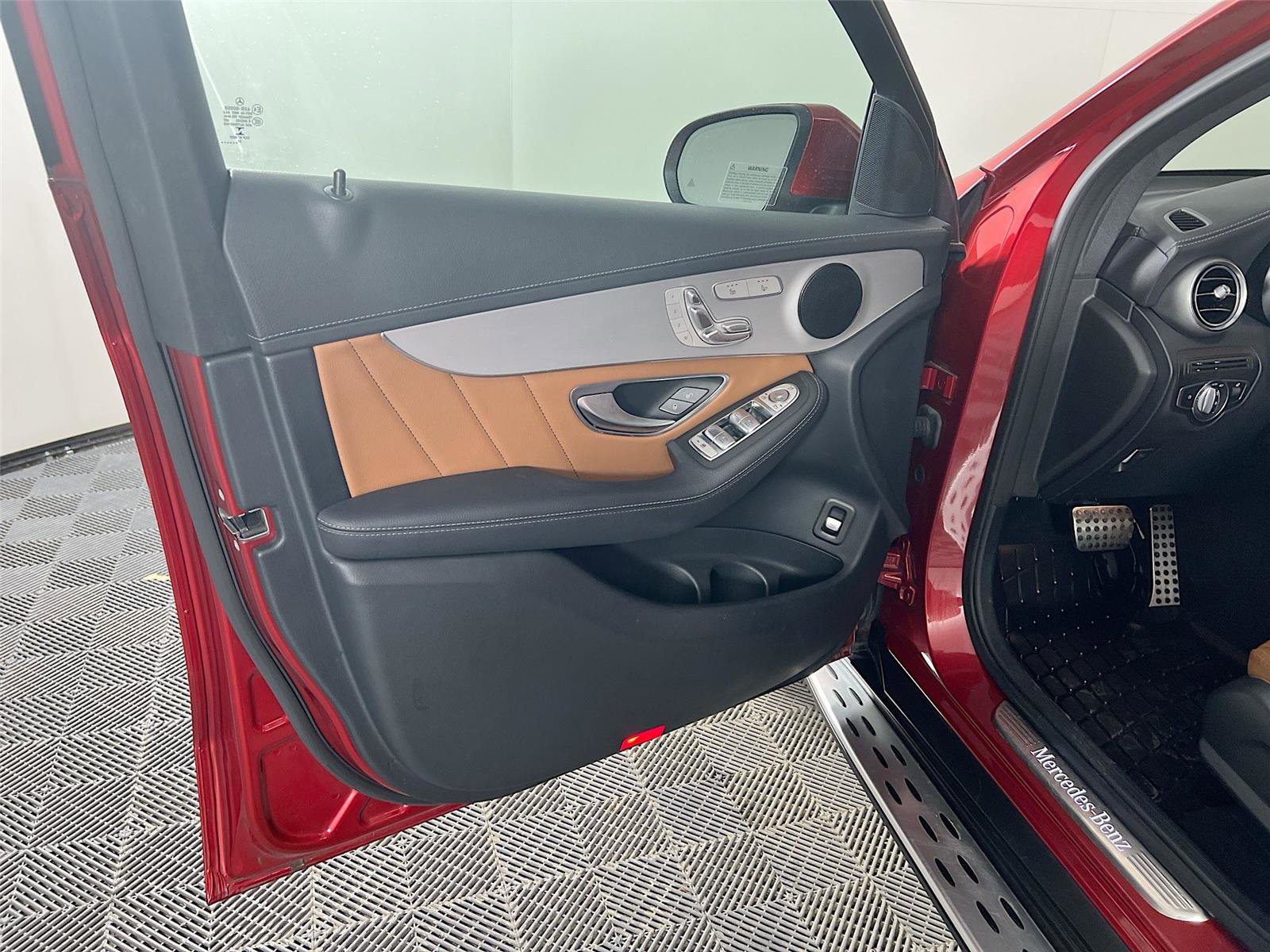 Certified 2022 Mercedes-Benz GLC 300 4MATIC Coupe image 15