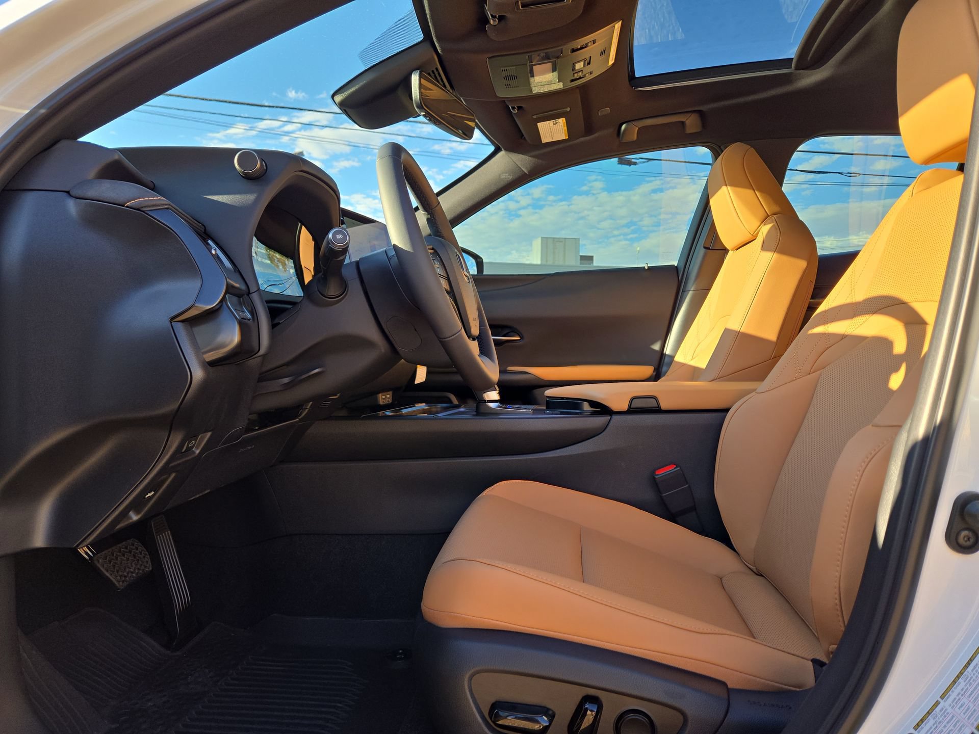 New 2026 Lexus UX 300h FWD w/ Accessory Package (2T) image 16