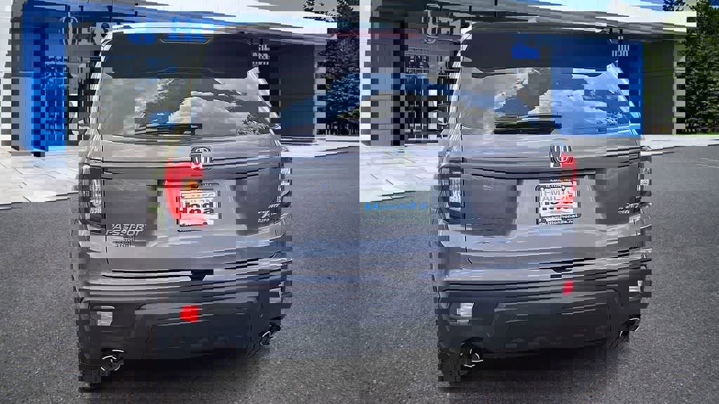 Used 2021 Honda Passport Sport image 7