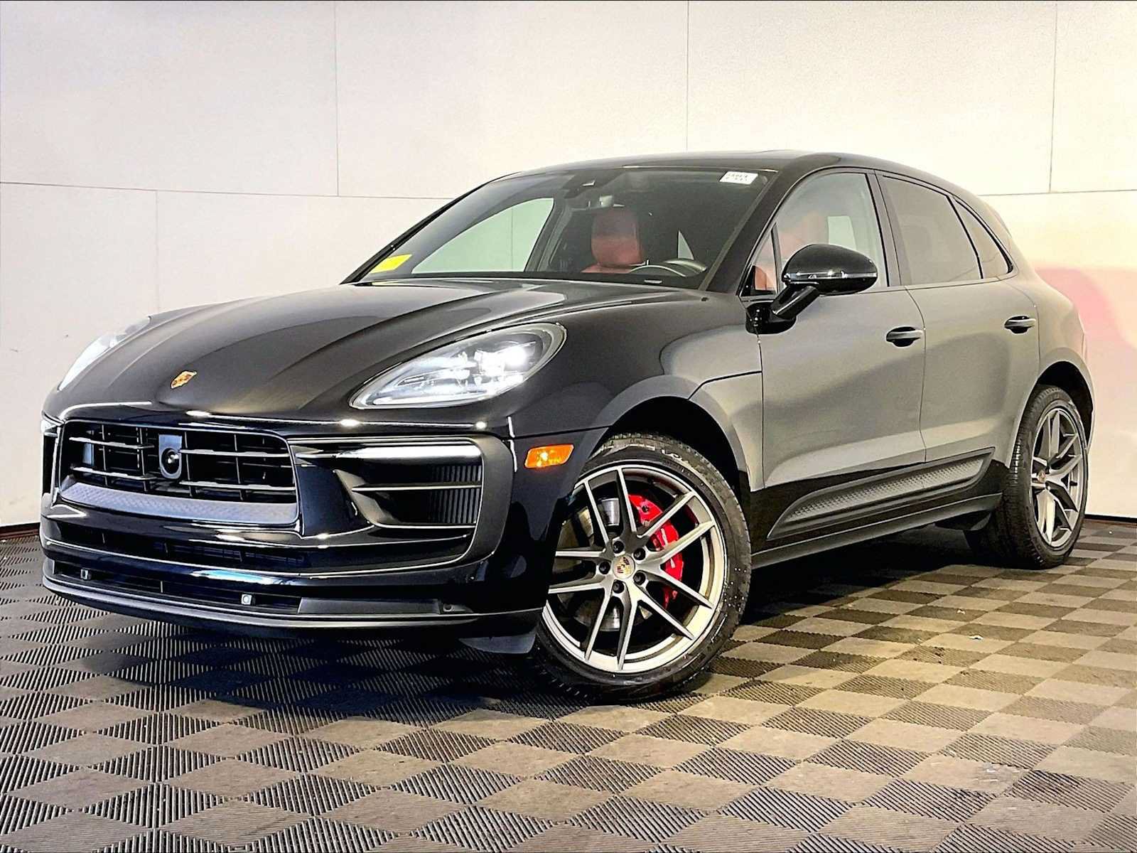 Certified 2023 Porsche Macan S
