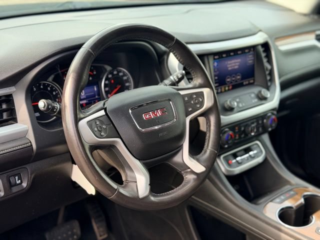 Used 2020 GMC Acadia SLE w/ Driver Convenience Package FWD image 9