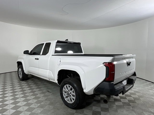 Used 2024 Toyota Tacoma SR image 7