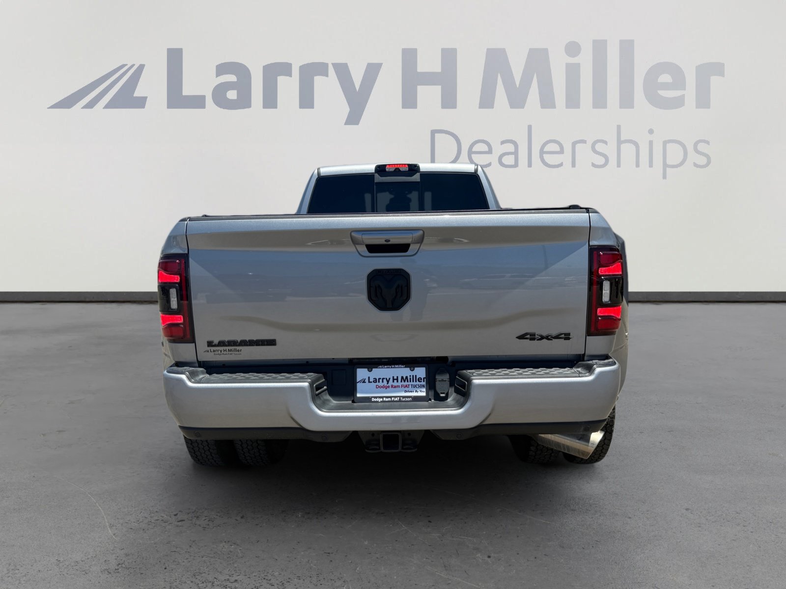 Used 2024 RAM 3500 Laramie w/ Night Edition AWD/4WD image 4