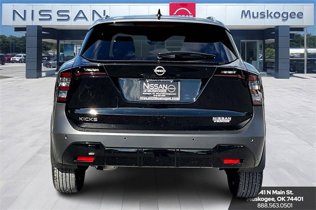 New 2026 Nissan Kicks SV image 4