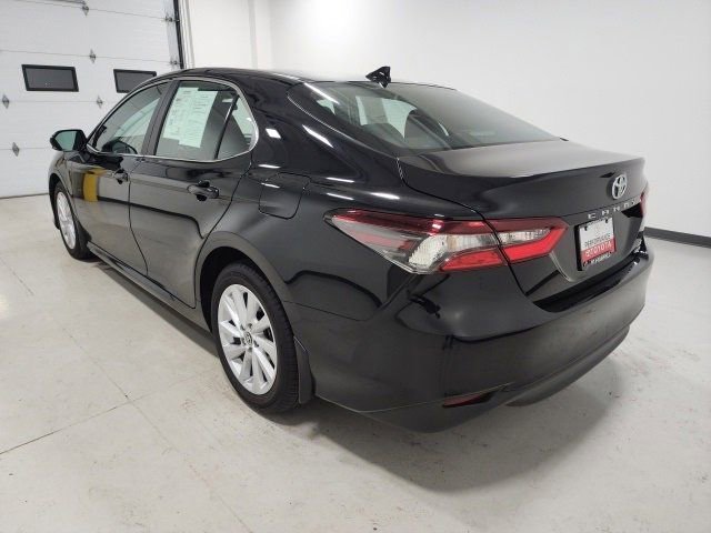 Used 2024 Toyota Camry LE w/ Cold Weather Package image 9