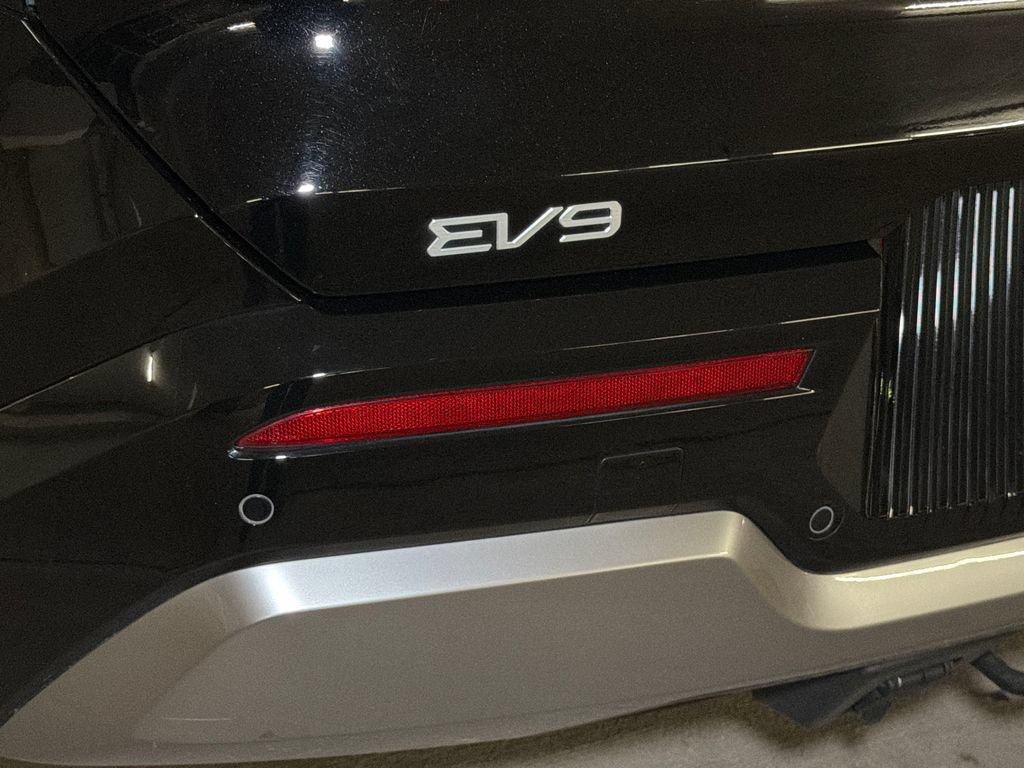 Certified 2024 Kia EV9 Land AWD/4WD image 6