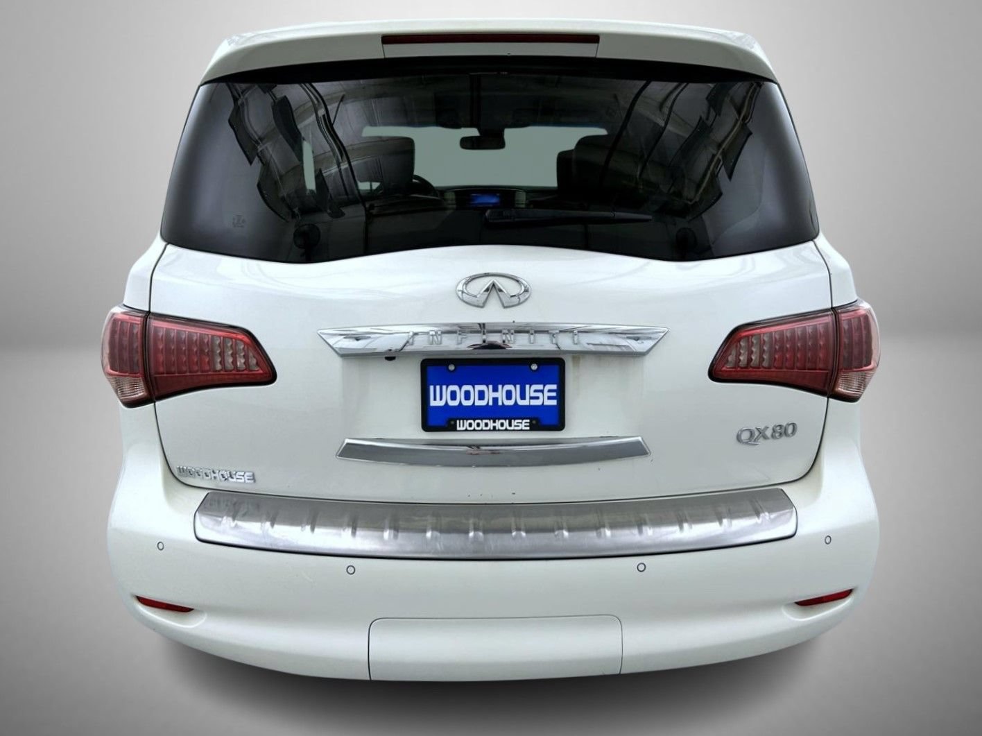Used 2016 INFINITI QX80 4WD w/ Deluxe Technology Package image 6