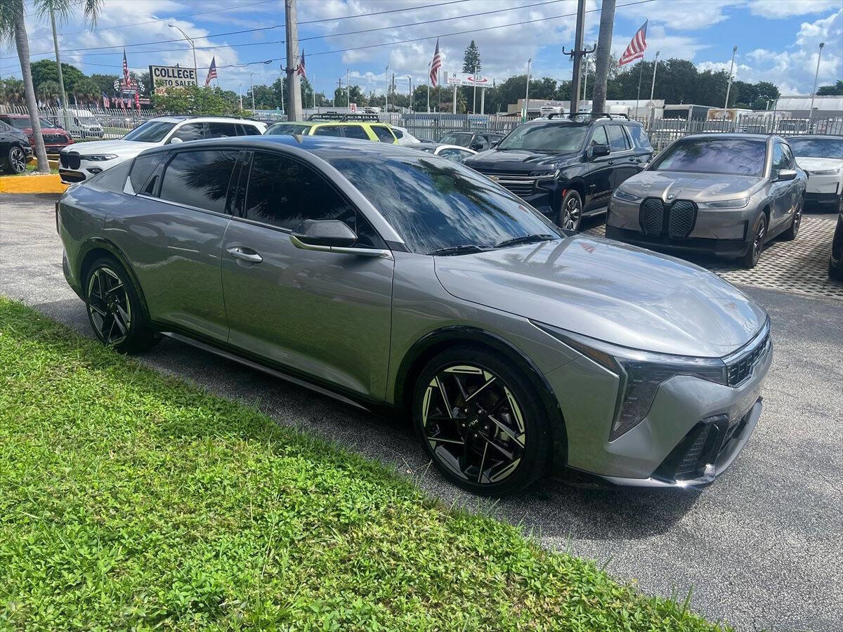 Used 2025 Kia K4 GT-Line w/ GT-Line Sunroof Package image 5