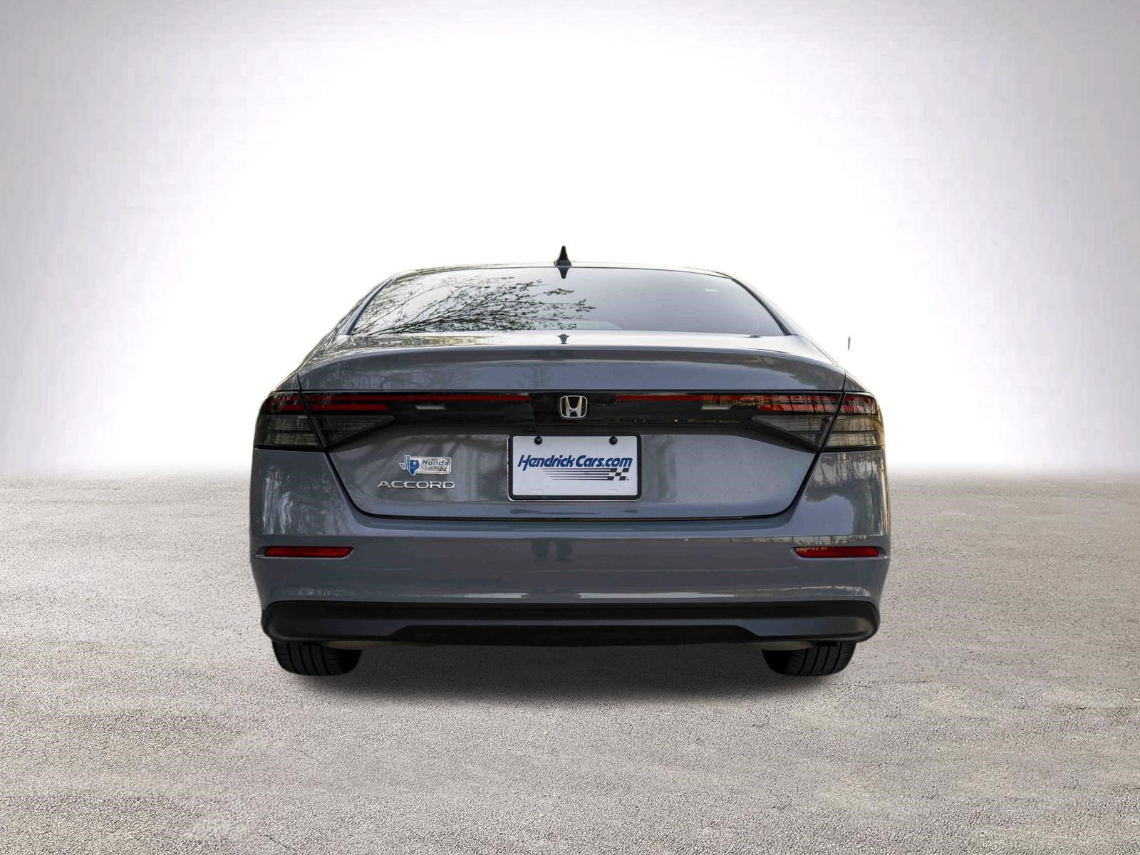 Used 2025 Honda Accord SE image 8