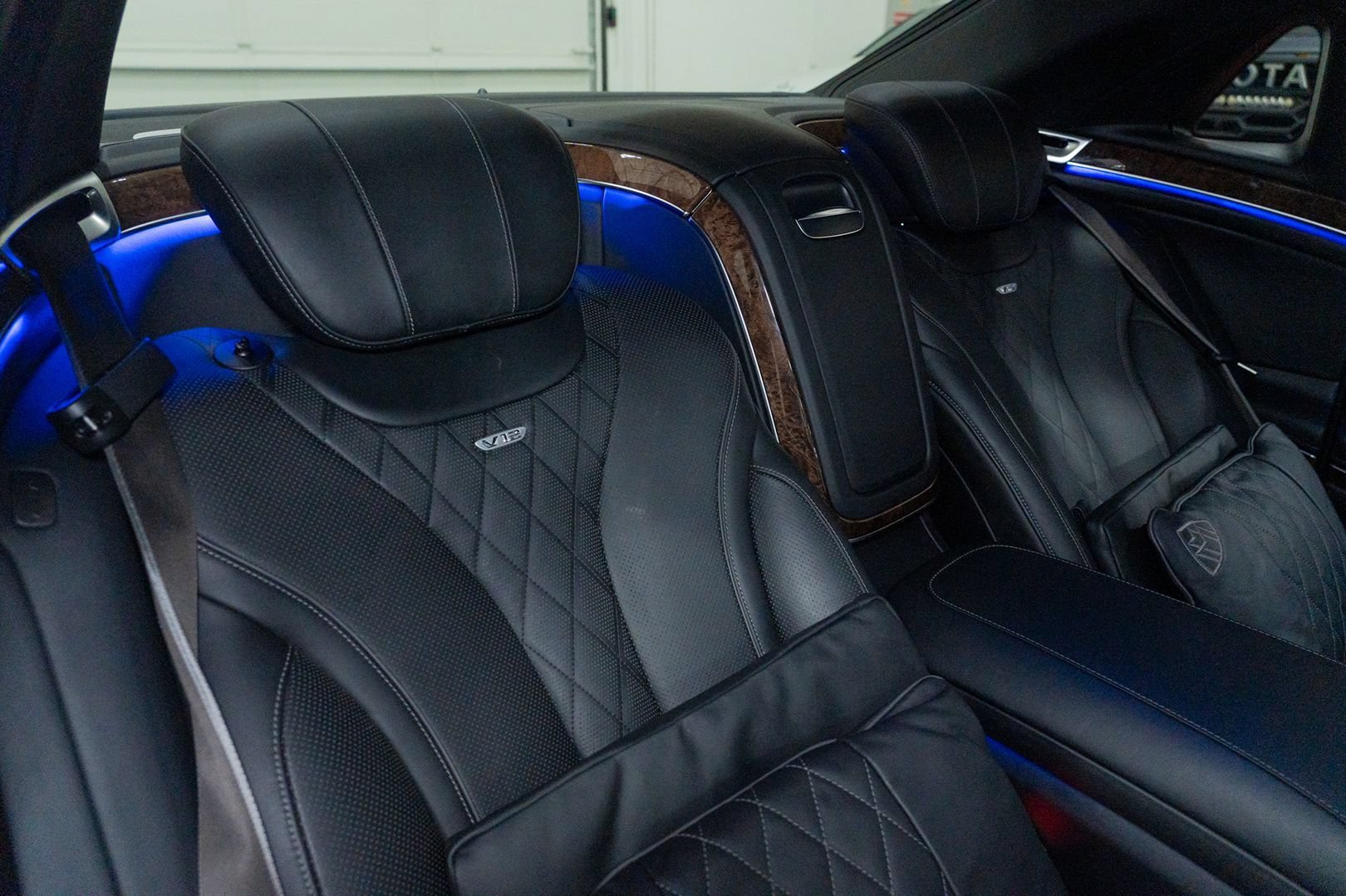 Used 2016 Mercedes-Benz Maybach S 600 image 41