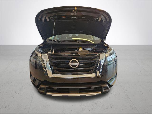 Certified 2025 Nissan Pathfinder SL AWD/4WD image 5