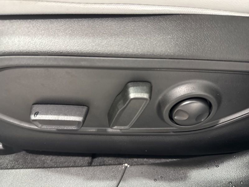 New 2026 Jeep Cherokee Limited image 21