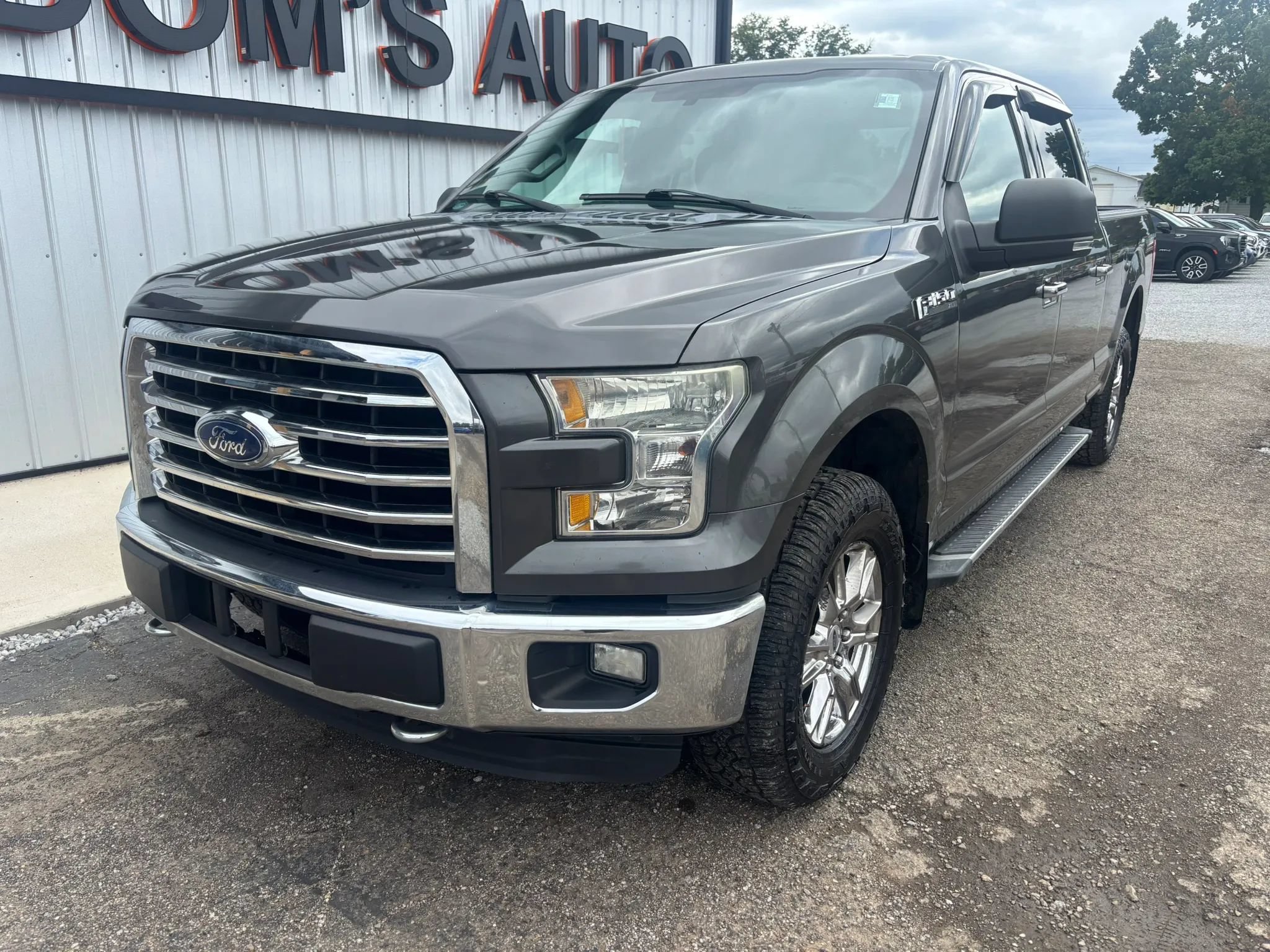 Used 2016 Ford F150 XLT w/ Equipment Group 301A Mid AWD/4WD image 13
