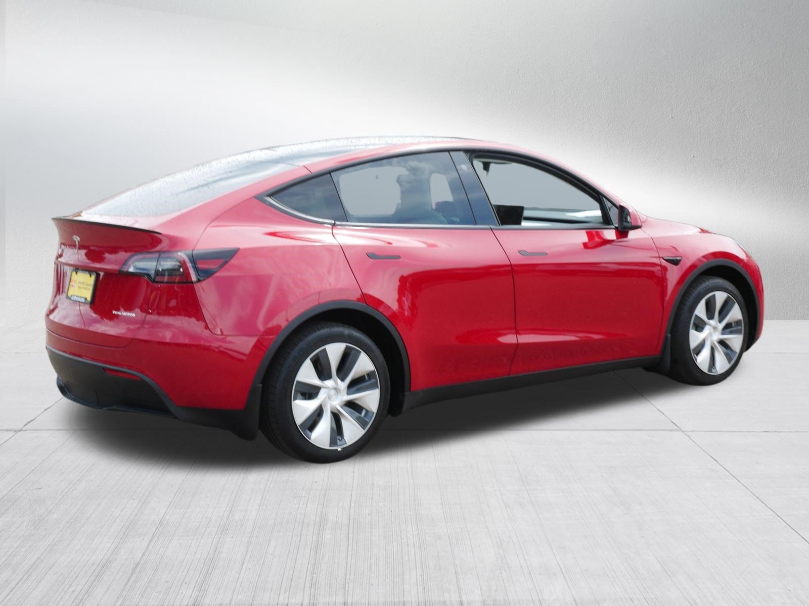 Used 2021 Tesla Model Y Long Range AWD/4WD image 7