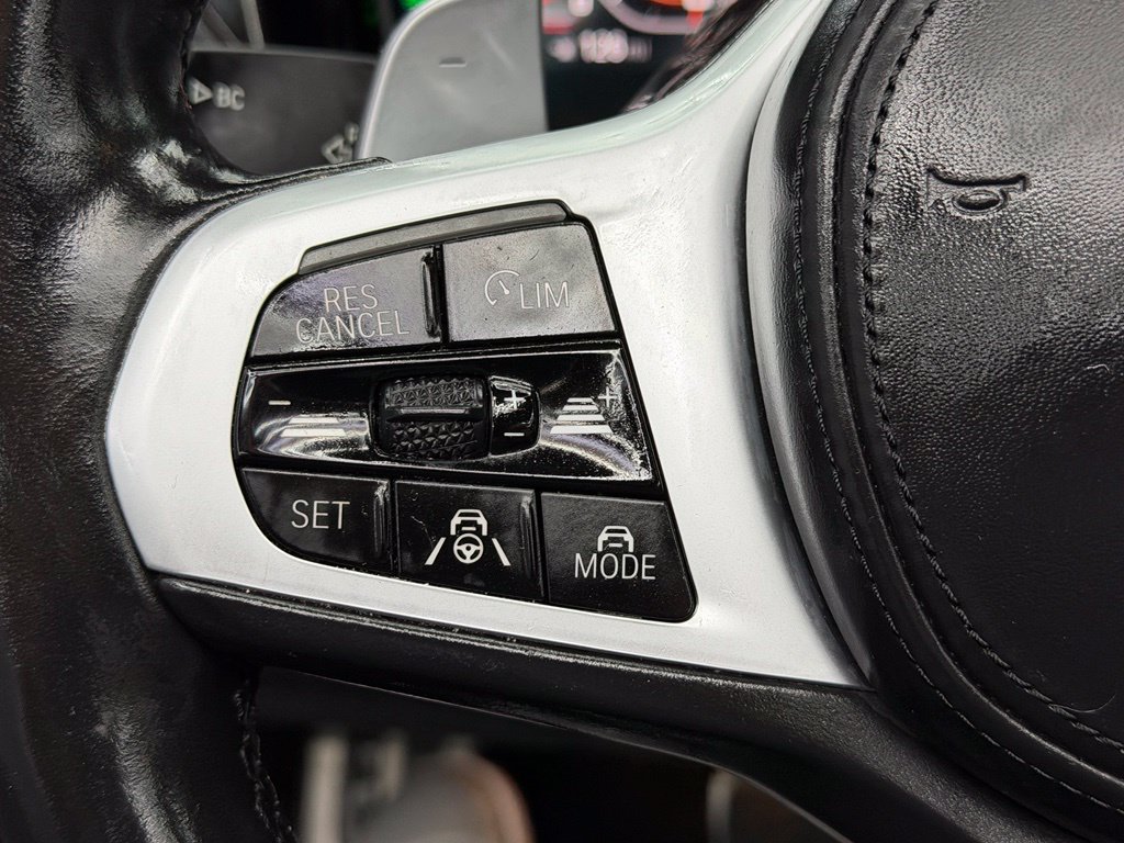 Used 2023 BMW M440i Convertible w/ Premium Package RWD image 29