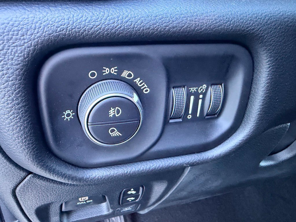 New 2026 RAM 1500 Laramie w/ Night Edition AWD/4WD image 27