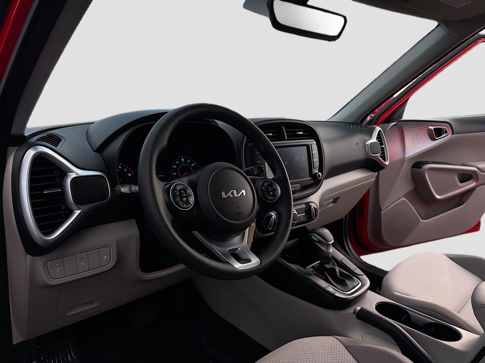 Used 2022 Kia Soul LX image 4