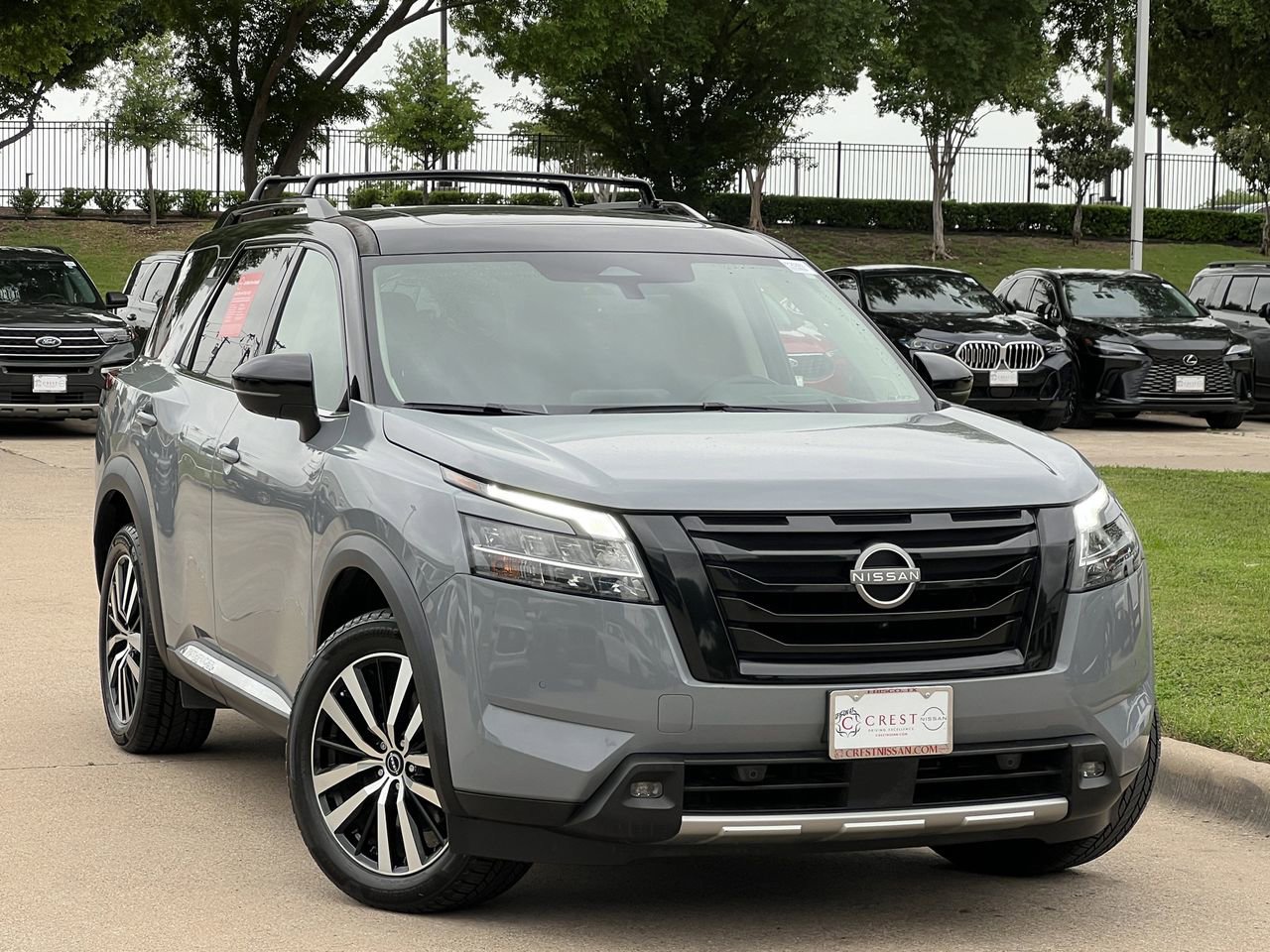 Certified 2023 Nissan Pathfinder Platinum w/ Black Appearance Package