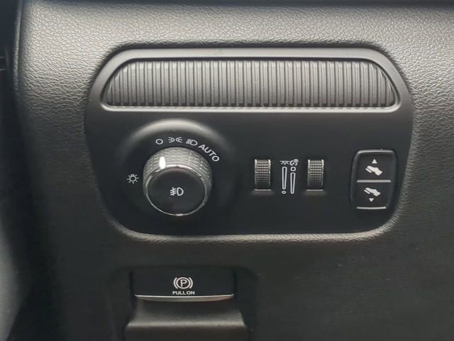 Used 2022 Jeep Grand Wagoneer Series I AWD/4WD image 30