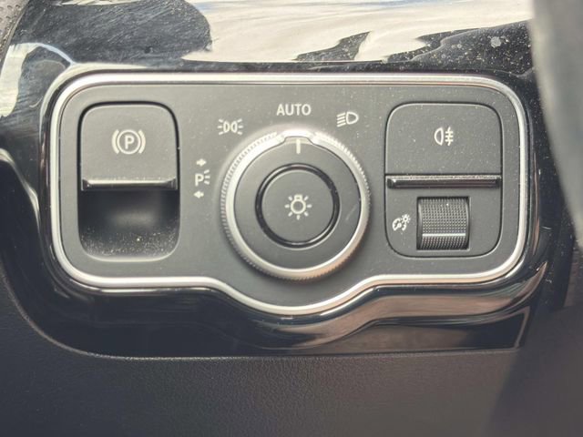 Used 2025 Mercedes-Benz CLA 250 image 30