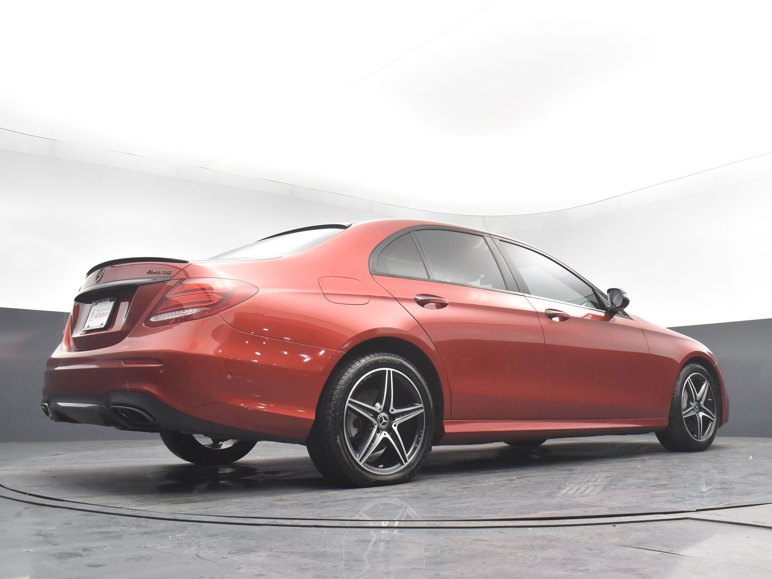 Used 2018 Mercedes-Benz E 300 4MATIC w/ Premium 2 Package image 22