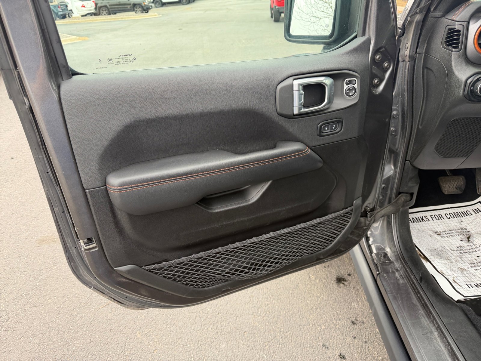 Used 2023 Jeep Gladiator Mojave image 13