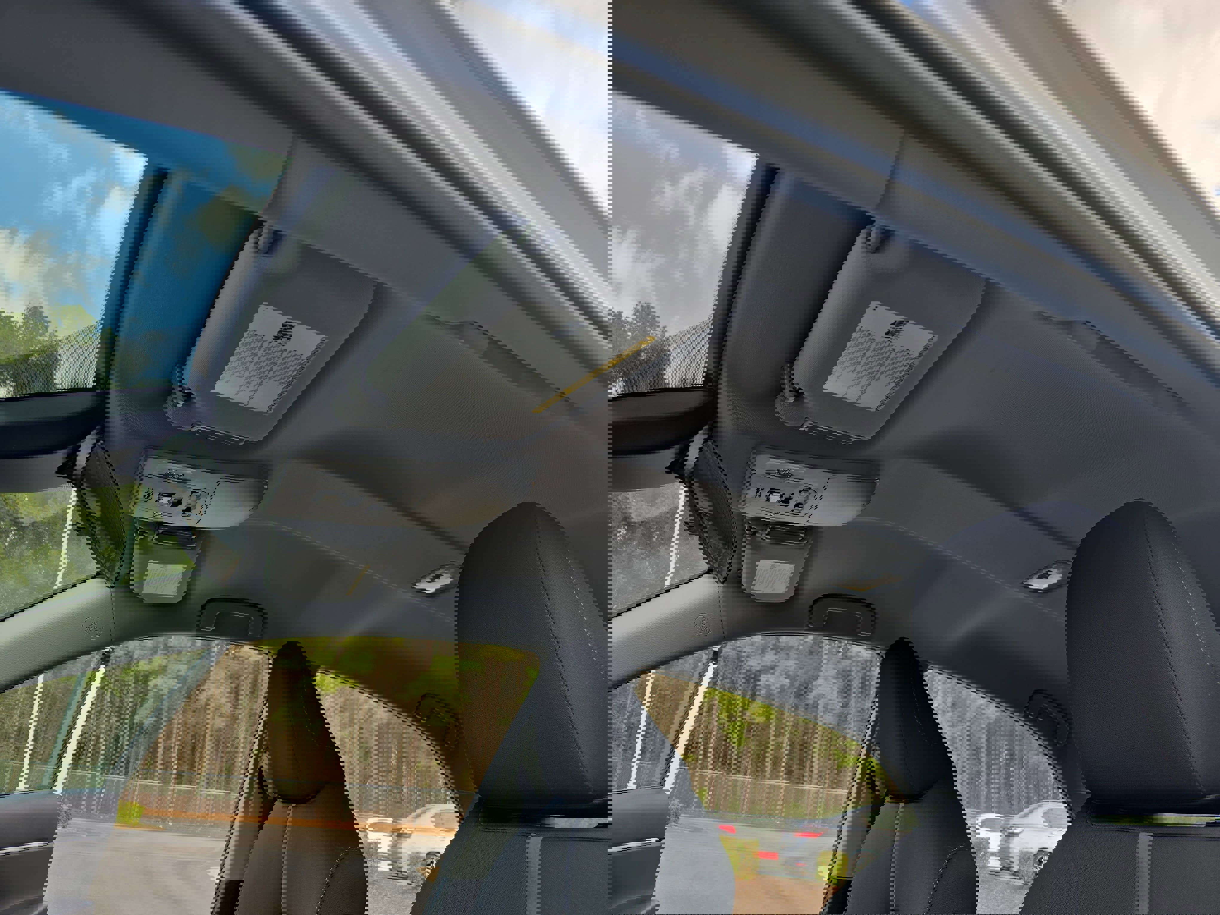 Used 2023 Toyota Camry LE image 30