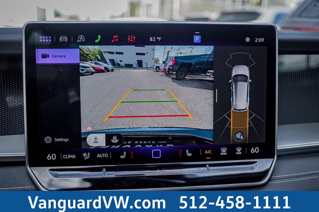 New 2026 Volkswagen Tiguan SE R-Line FWD image 18