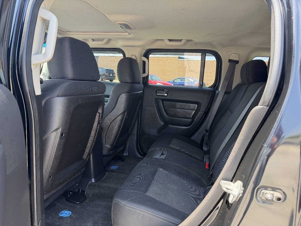 Used 2007 HUMMER H3 AWD/4WD image 8