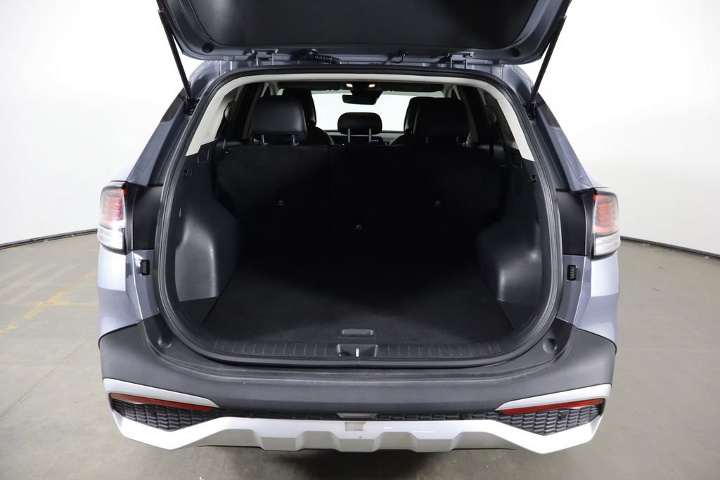 Used 2025 Kia Sportage EX FWD image 17