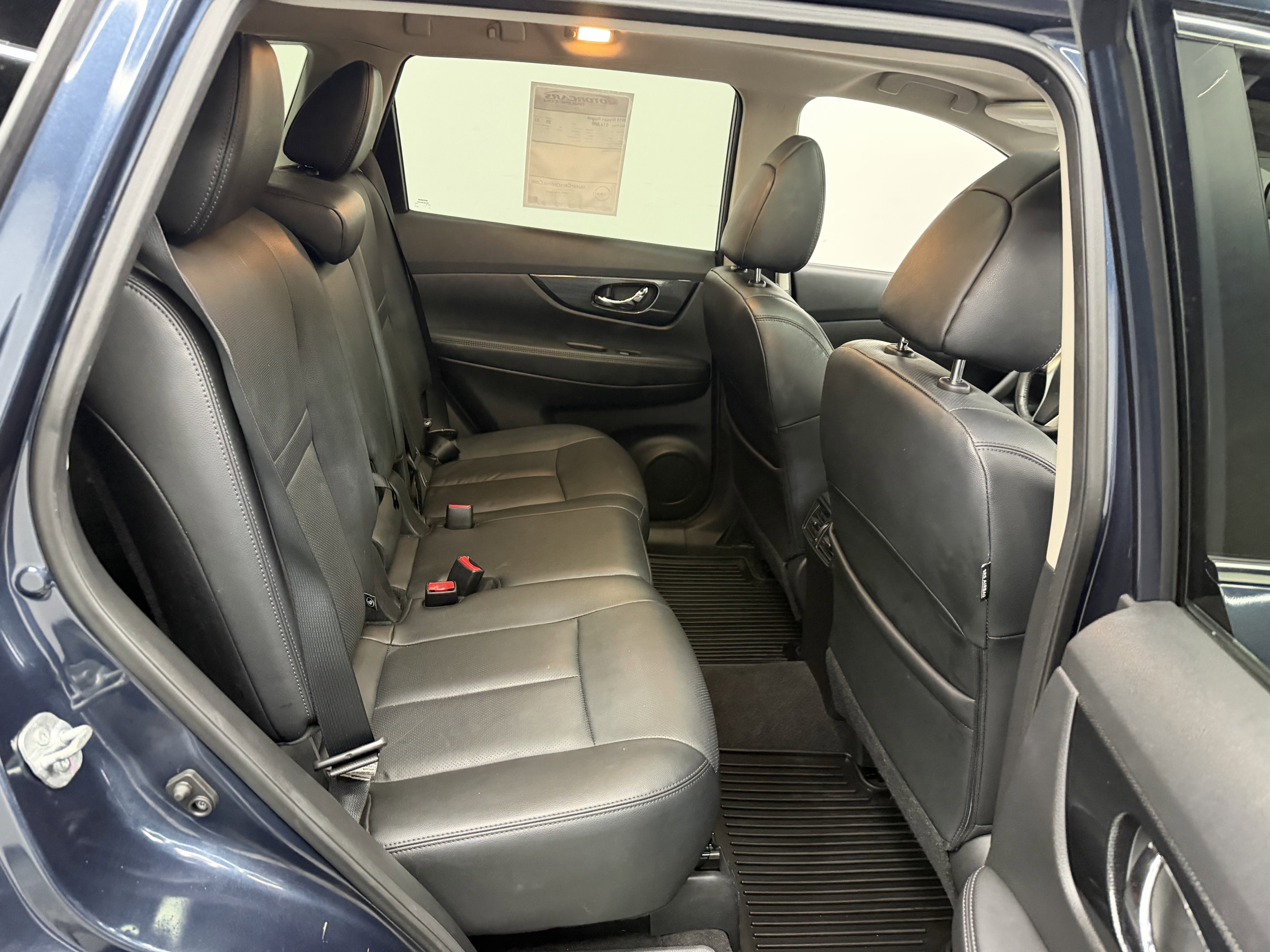 Used 2015 Nissan Rogue SL image 25