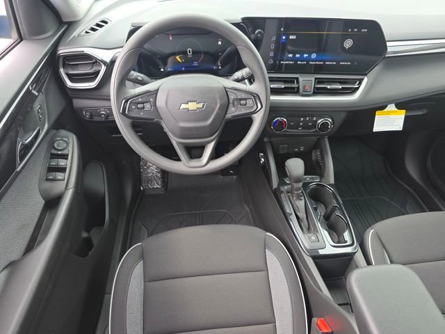 New 2026 Chevrolet TrailBlazer LS FWD image 3
