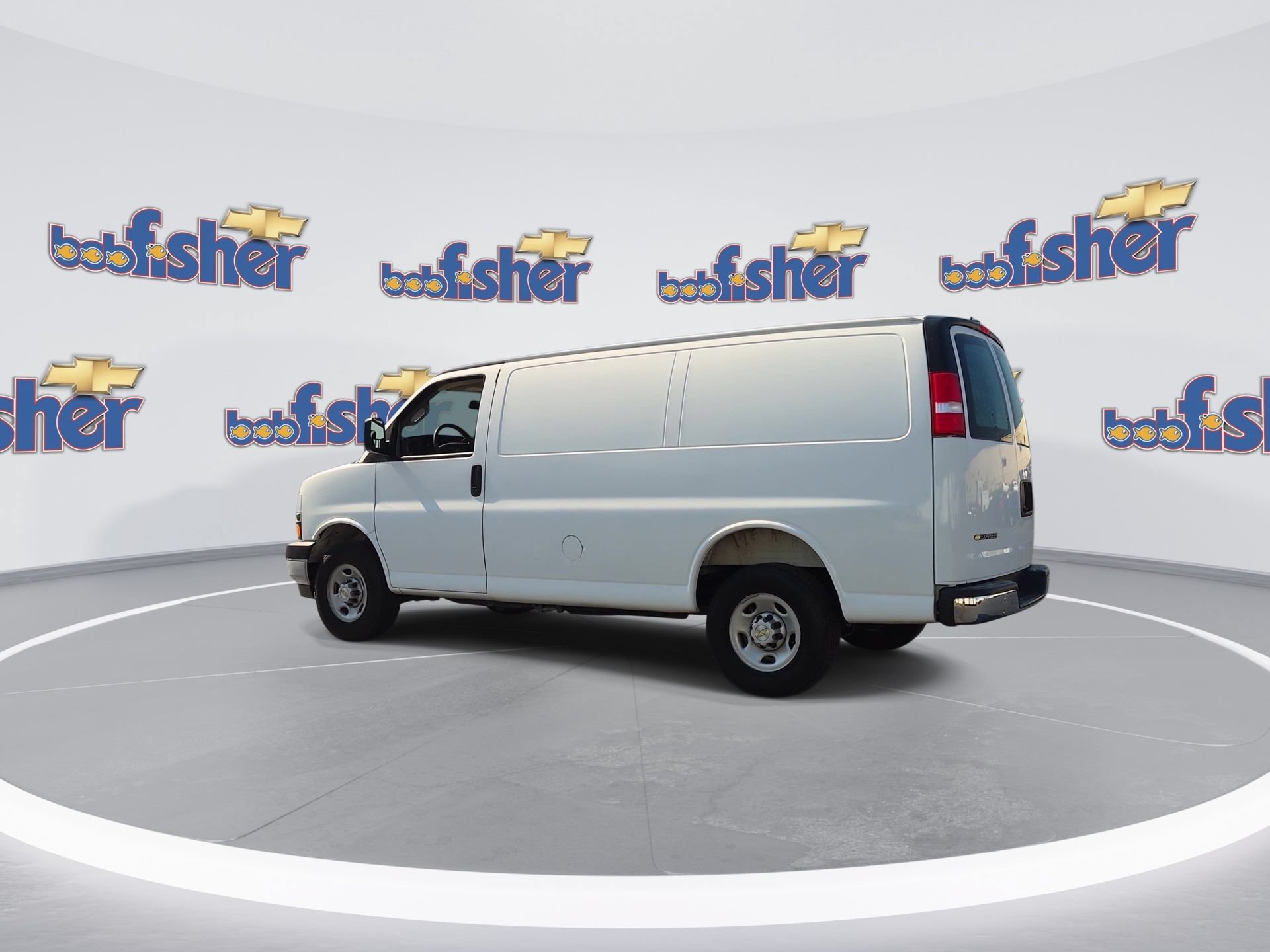 Used 2025 Chevrolet Express 2500 w/ Driver Convenience Package RWD image 5