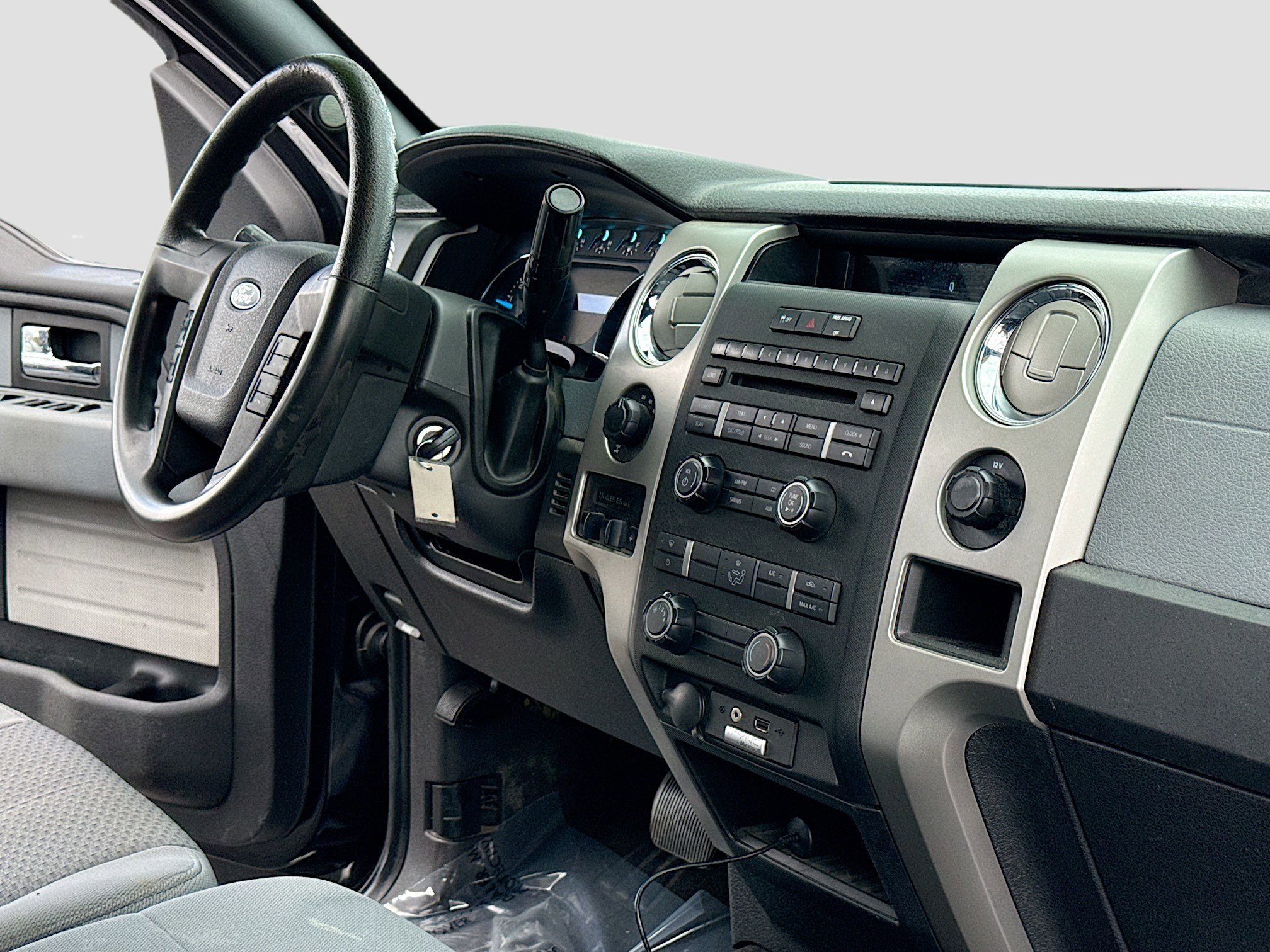 Used 2014 Ford F150 XLT w/ Trailer Tow Package AWD/4WD image 5