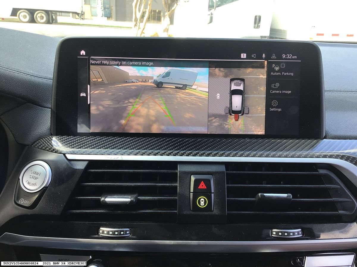 Used 2021 BMW X4 xDrive30i w/ M Sport Package AWD/4WD image 13
