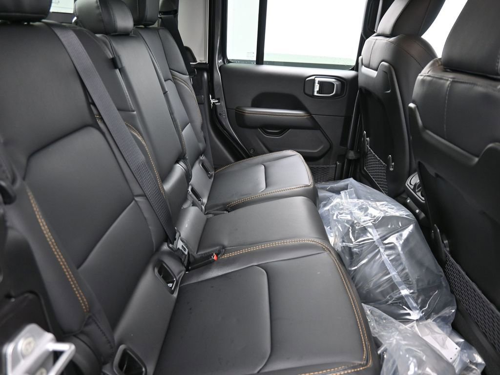 New 2026 Jeep Gladiator Sport image 15