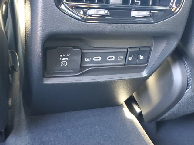 New 2026 Jeep Grand Cherokee Limited w/ Limited Altitude Package AWD/4WD image 12