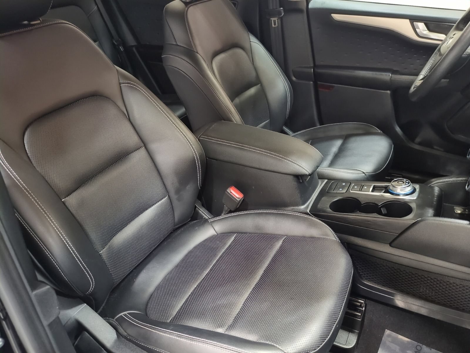 Used 2020 Ford Escape SEL AWD/4WD image 10