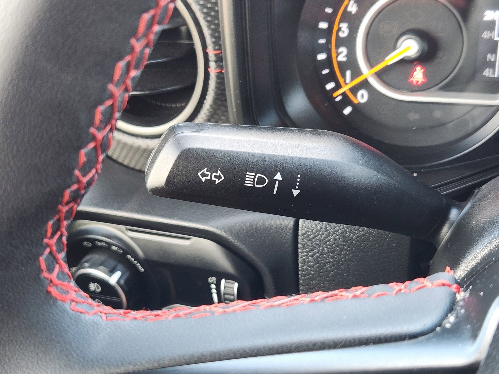 Used 2024 Jeep Gladiator Rubicon image 38