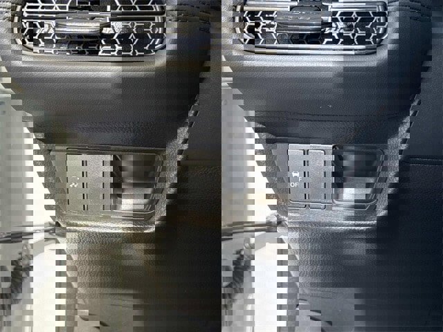 New 2026 Honda HR-V LX image 26