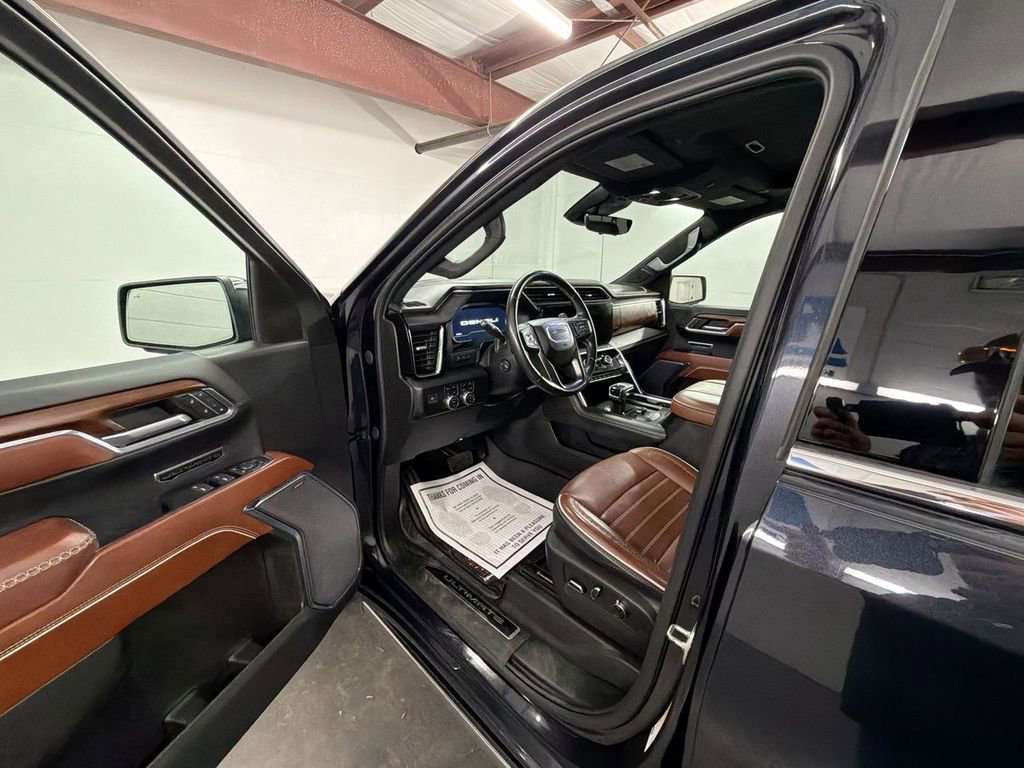 Used 2023 GMC Sierra 1500 Denali Ultimate image 10