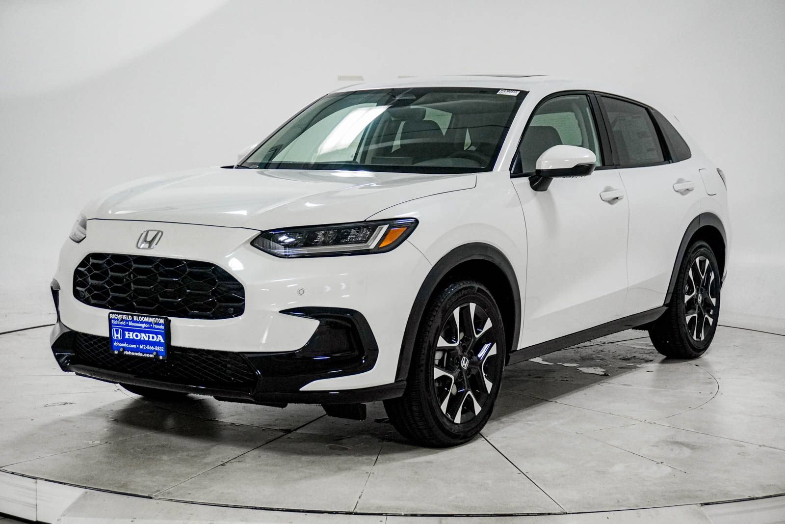 New 2027 Honda HR-V EX-L image 3