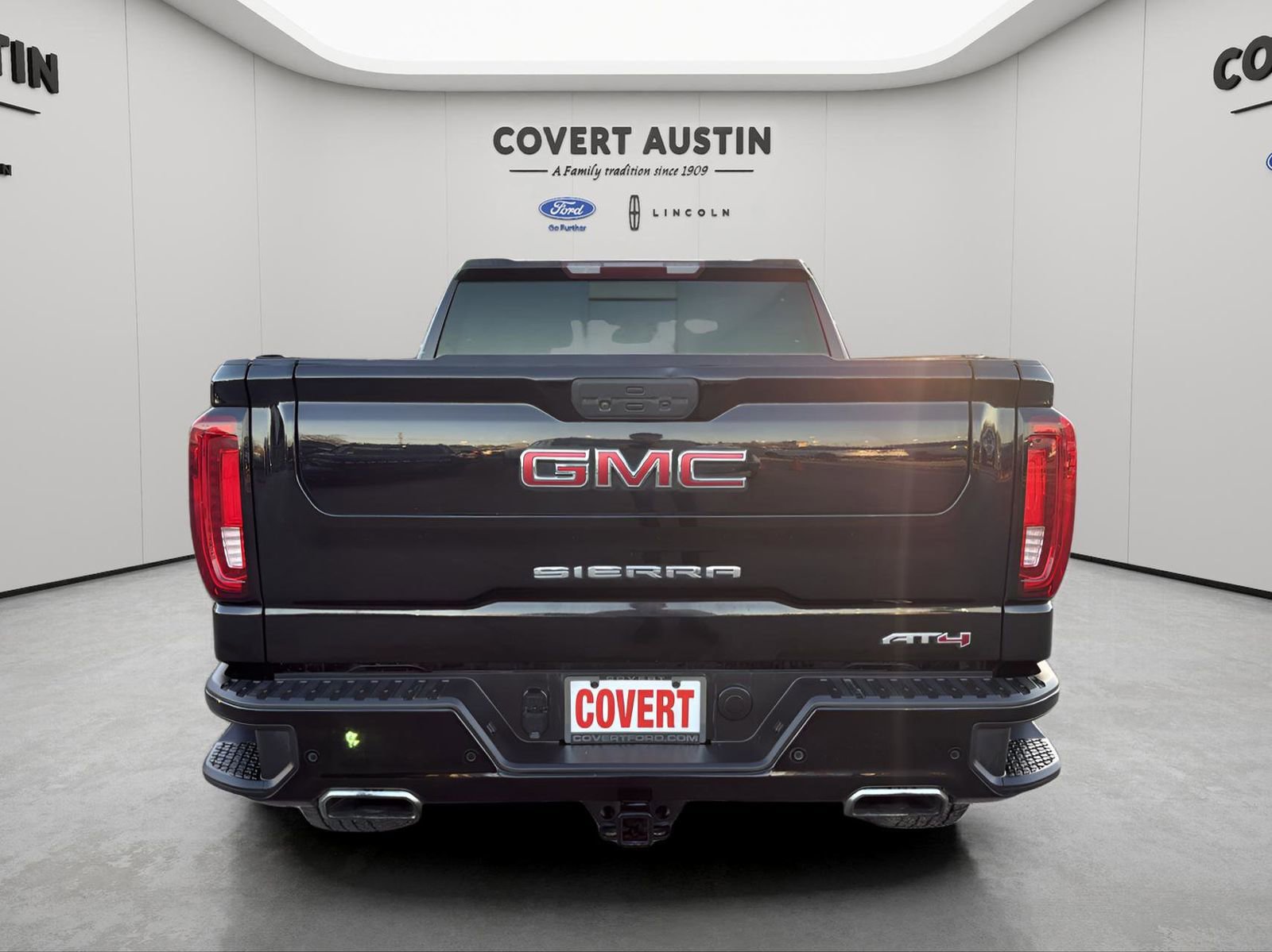 Used 2020 GMC Sierra 1500 AT4 w/ AT4 Premium Package image 4